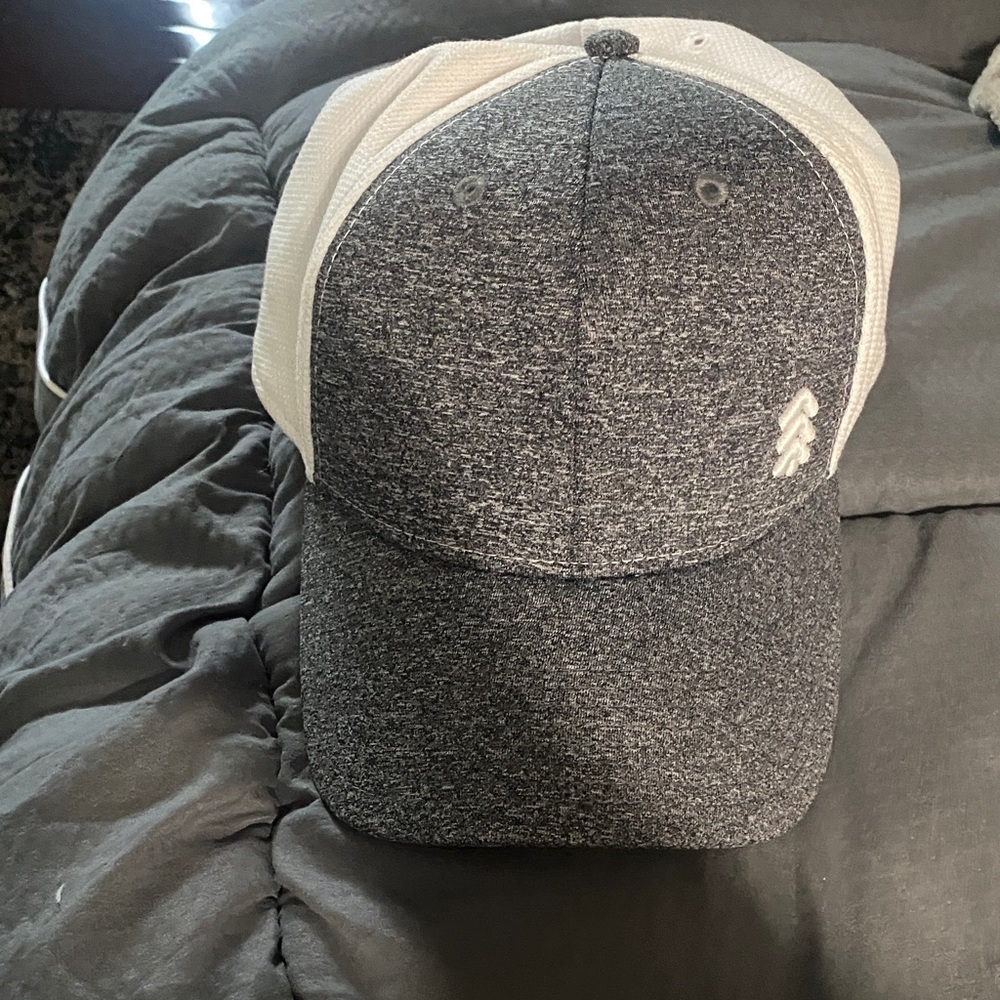 Ouray Gray and White Cap